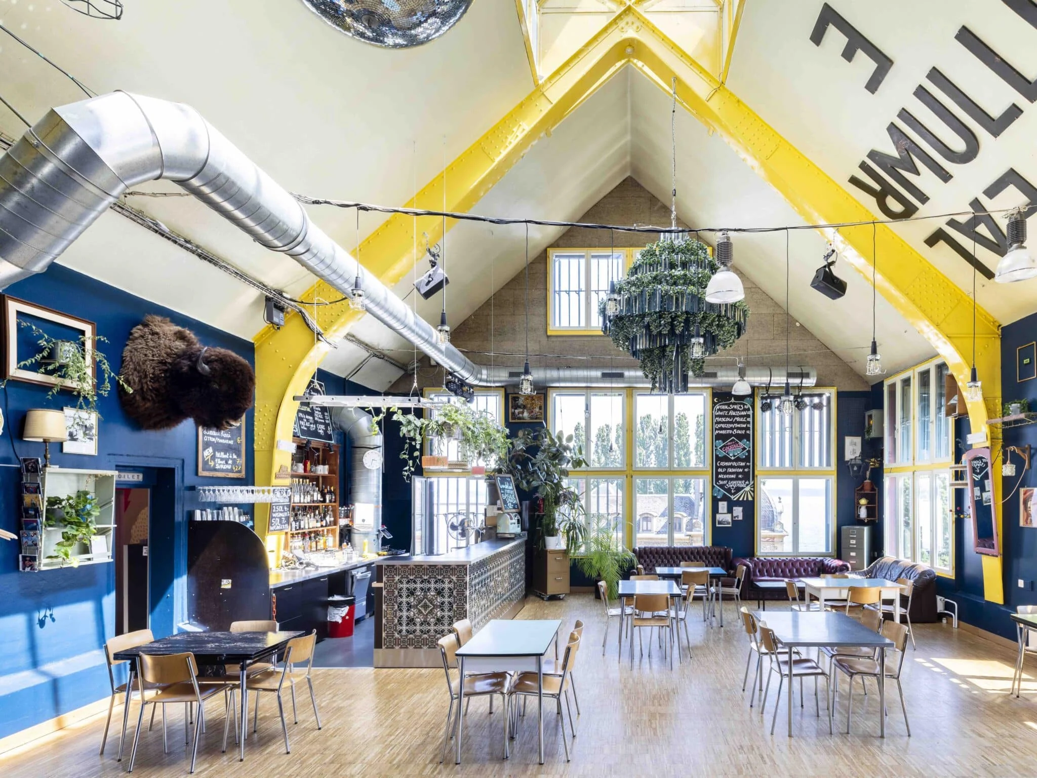 L'Interlope, le café-bar de la Case à Chocs à Neuchâtel